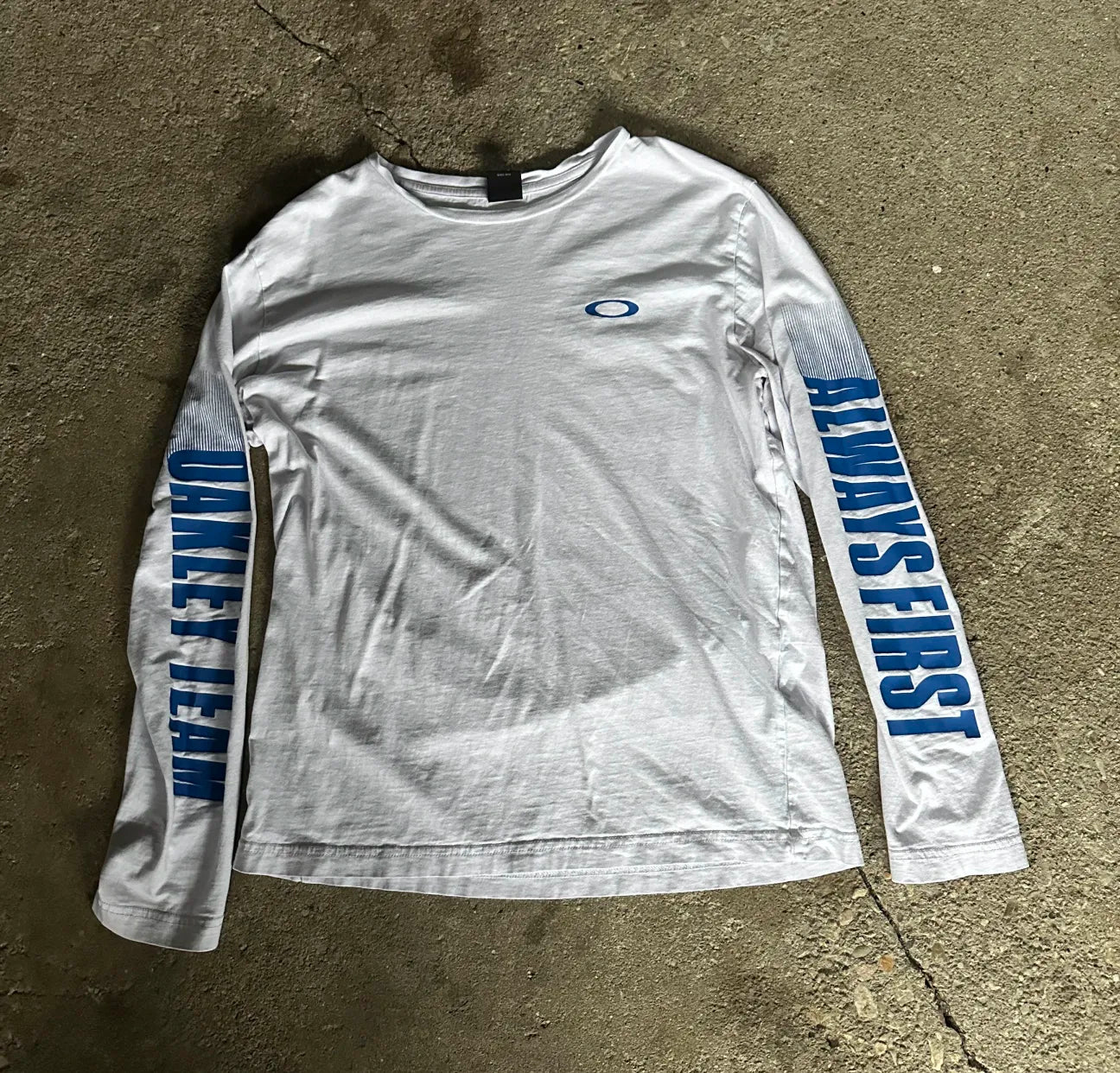 Oakley Long-Sleeve